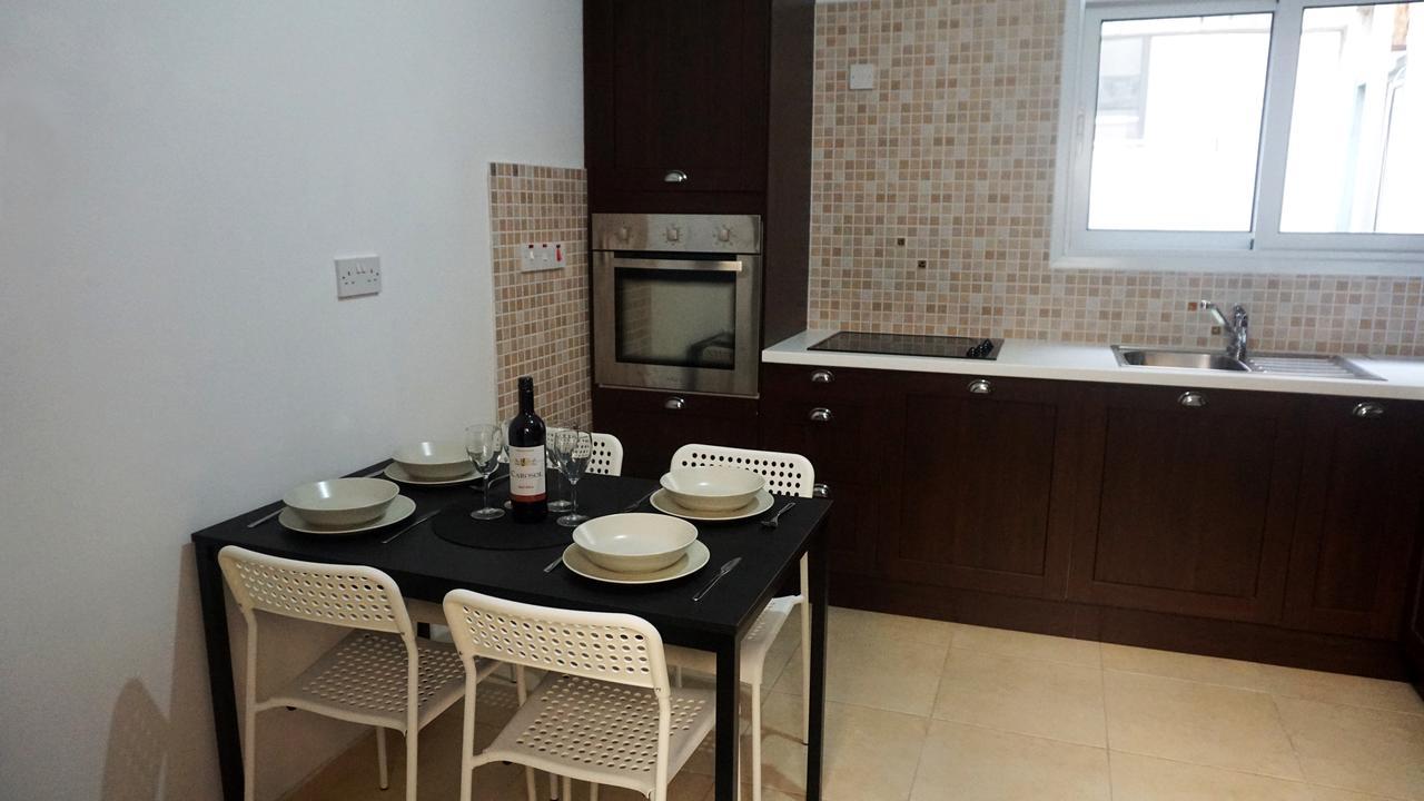 Lazuli City Seaview Apartment 34 Lárnaca Exterior foto